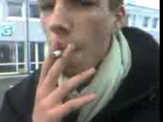 Vincen avale sa clope