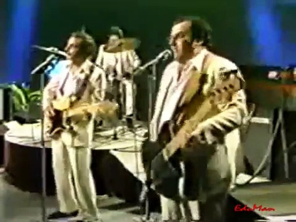 LOS IRACUNDOS Y te has quedado sola *EN VIVO*