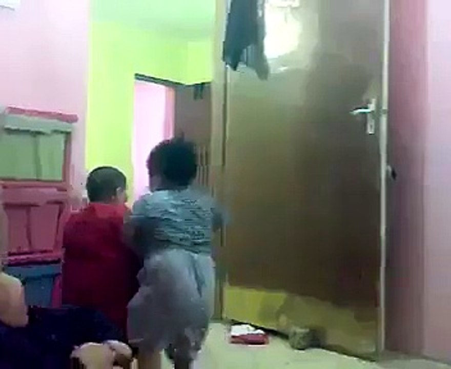 Fat babies Fight
