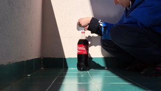 EPIC Mentos and Coke - The Slow Mo Guys