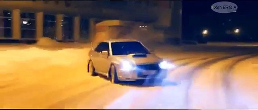 SUBARU IMPREZA WRX STI SNOW DRIFT