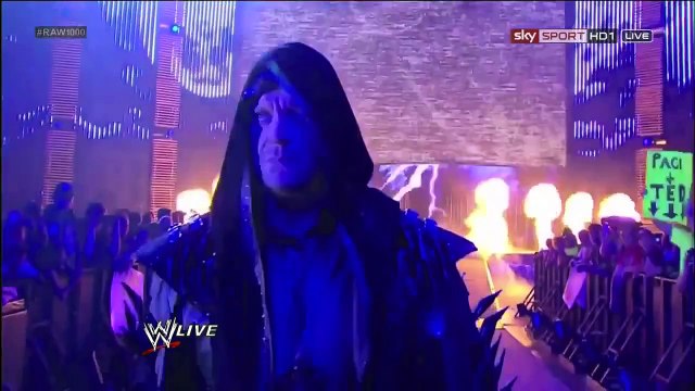 The Undertaker Returns on WWE Raw 1000th Episode with Kane (Brothers of Destruction)