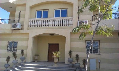 فلل للبيع فى التجمع الخامس تشطيب هاي لوكس Villa for sale in fifth settlement