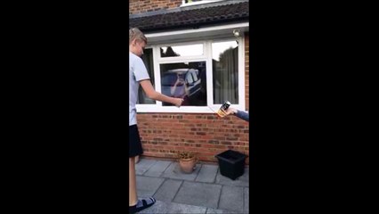 Dumb teen playing with aerosol spray will burn his head off!!!