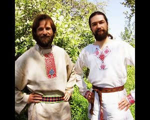 Владимир и Родосвет - Не Сдавайся, Родина