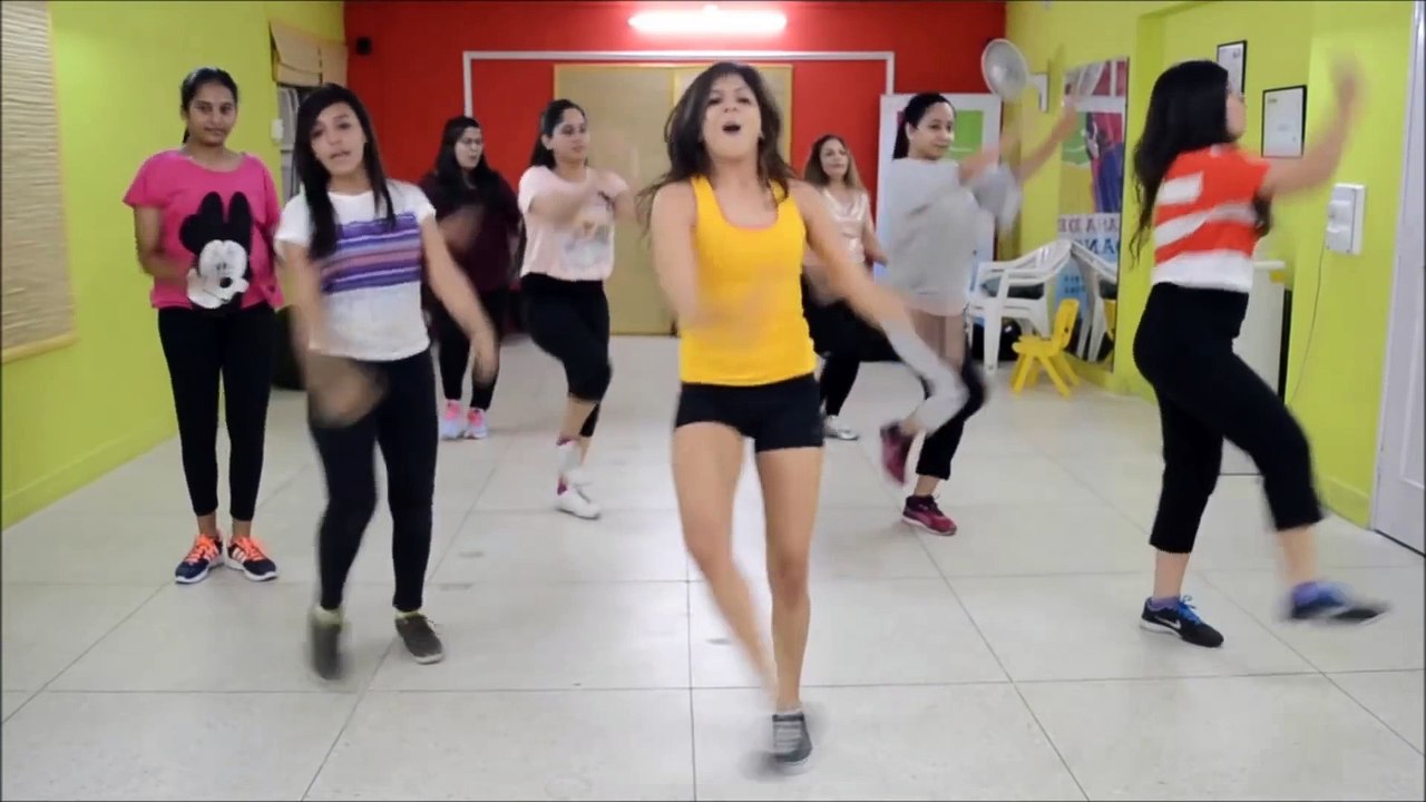 ---Nachan Farrate- All is well - Astha Sharma Choreography