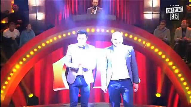 Путана ночью на трассе в лося камнями кидала - Рассмеши комика 2015