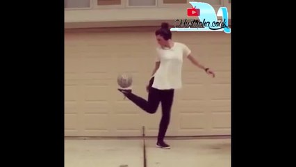 الجمال والرياضة :D وعشاق كرة القدم