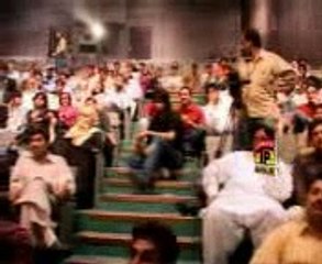 Parh Parh Chittian Yaar Dian Dil Ronda Aay