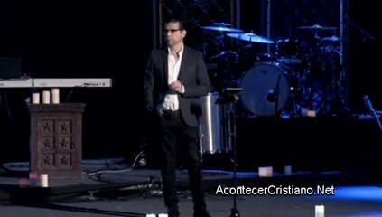 Jesús Adrián Romero: "Podemos encontrar a Dios en Santa Claus"