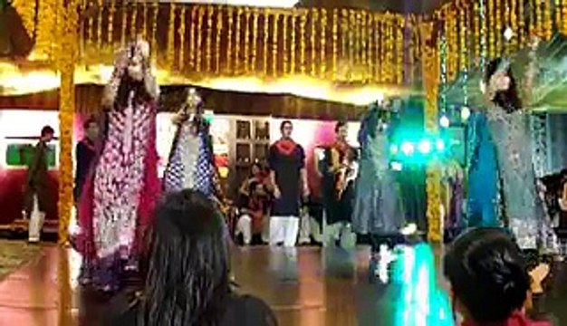 Awesome Dance Pakistani Lahore Wedding Dance Party 2015