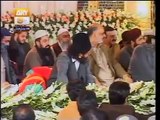 Main Madine Chala By Owais Qadri on Qtv new Mehfil e Naat - Video Dailymotion_2