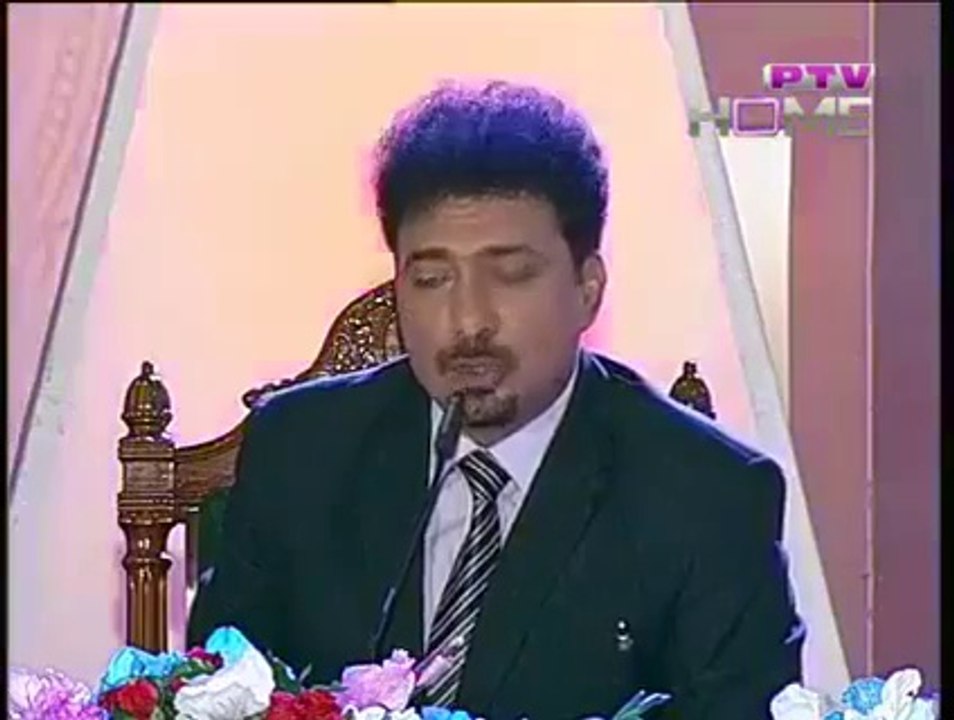 نوجوان لڑکے لڑکیوں کے انٹرنیٹ کے حوالے سے بہت مزاحیہ کلام
