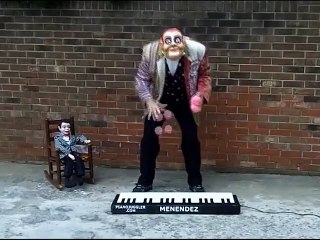 Amazing Talent - Playing Keyboard with Balls