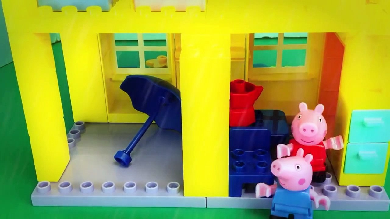 Peppa Pig Blocks Mega House Play Doh Muddy Puddles George Construction Set Stop Motion DisneyCa