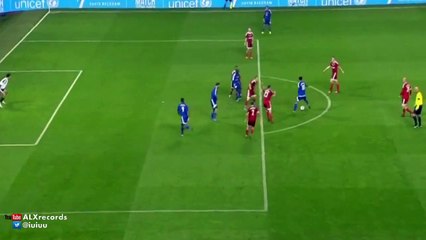 Ronaldinho Fantastic no kook pass Beckham Team vs Zidane Team 2015