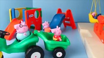 peppa pig bbc Peppa Pig Play-Doh Bugs and New House Peppa Pig Park Playground DisneyCarToys