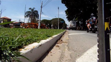 Passeio em família mountain bike, biker nas trilhas das várzeas do Rio Paraíba do Sul, SP, Brasil, 2015, Marcelo Ambrogi