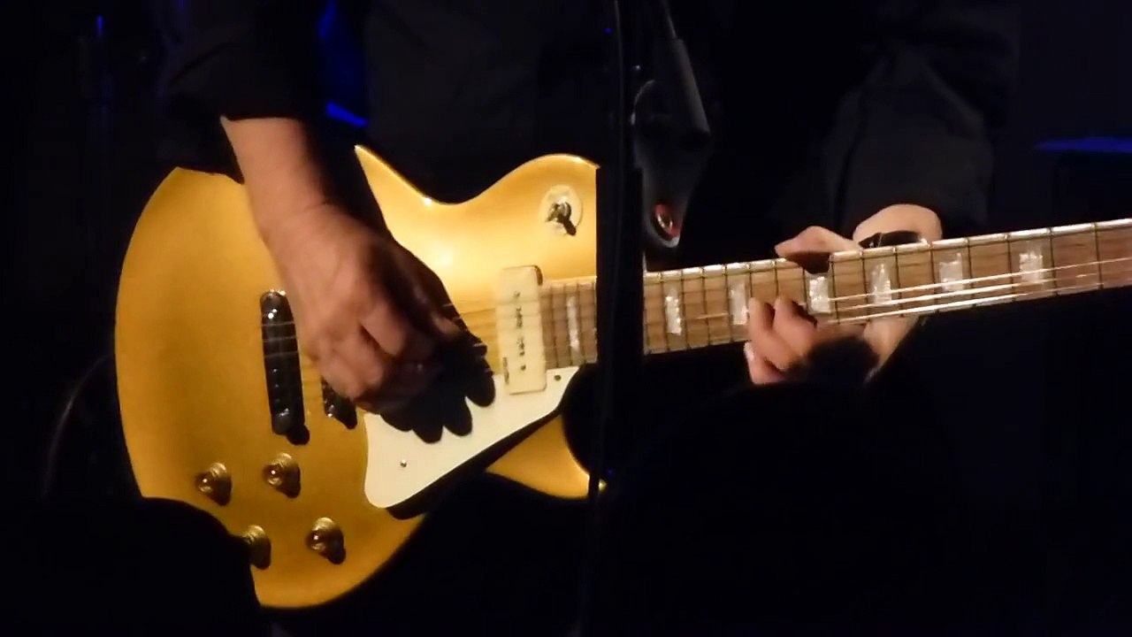 Midge Ure & Band live Dancing with tears in my eyes 27.05.2015 Das Bett Frankfurt a.M.