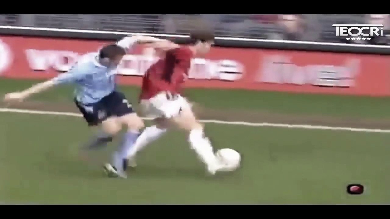 Cristiano Ronaldo 2003-04 ●Dribbling Skills Runs●