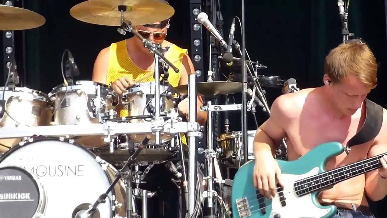 Lukas Graham live Seven years old (Lyrics New composition) Grøn Koncert 2014 Odense