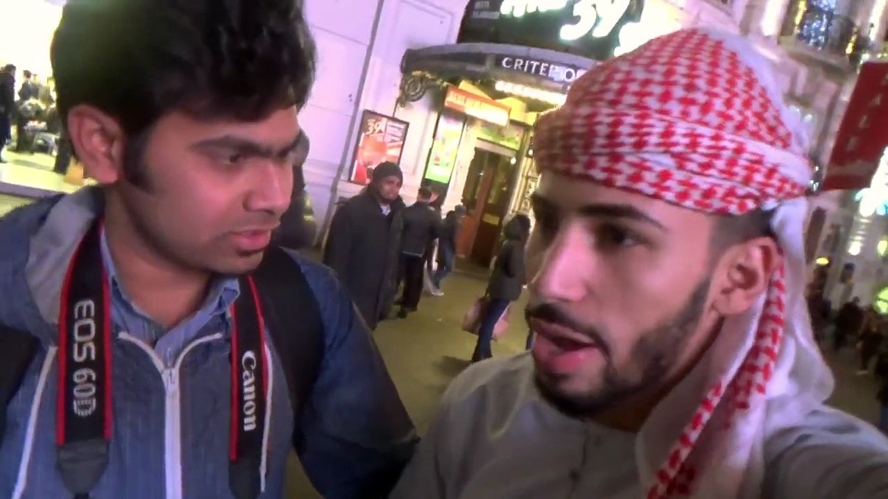 Tara Belly Dancer London