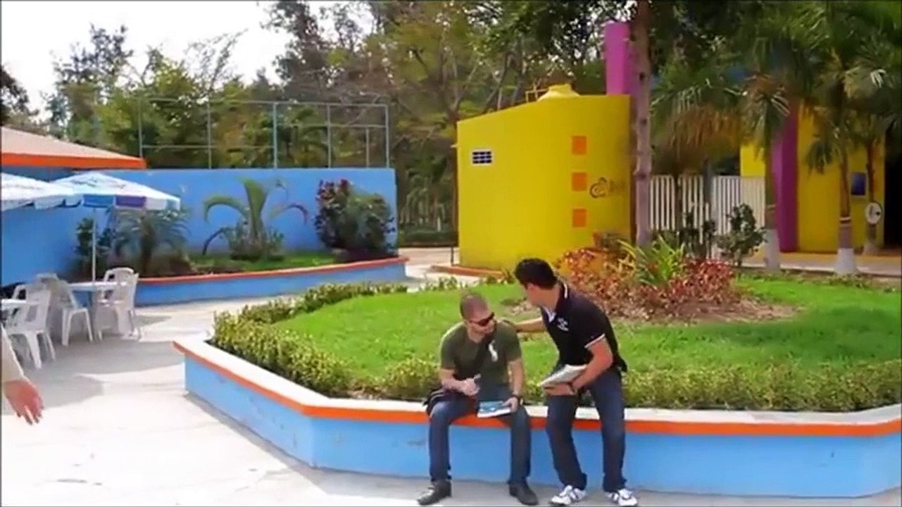 Hola