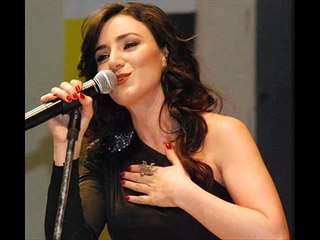 Sevcan Orhan - Sevdiğim Küçük Yaşta