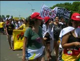 Eduardo Cunha é alvo de protestos em Brasília e São Paulo