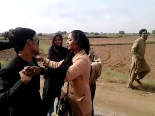 Pakistani Gypsy Girl Dancing With Random Boy