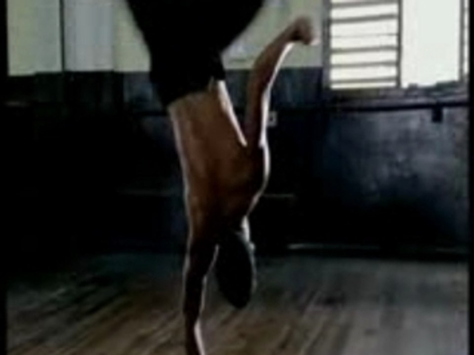 Global Deejays - What a Feeling