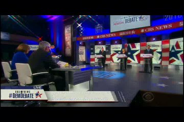 #Hillary defends Obama immigration action, calls for path to citizenship. Huge applause #DemDebate