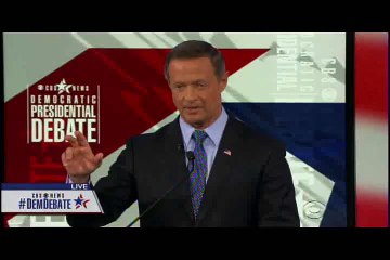 Crowd at #DemDebate boos US Chamber of Commerce