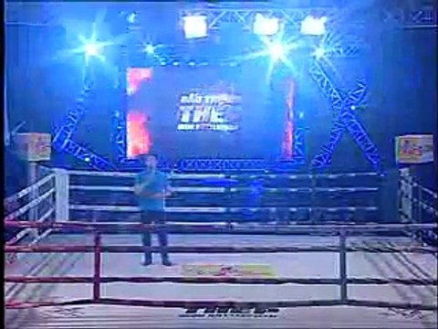 BÁN KẾT BOXING 14/11/2015 Trận 1 : Trần Thị Linh (Thanh Hóa) VS Đỗ Thị Mai (Hải Phòng)