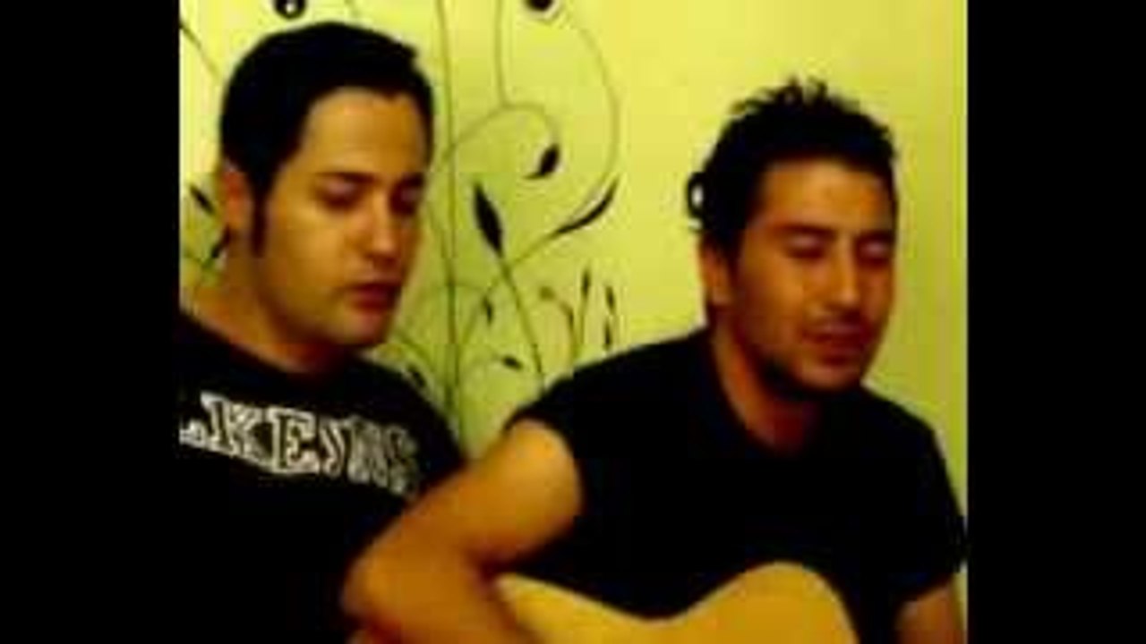 Ahmet Kayadan Süper bir parça söylüyorlar