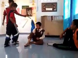 Murid Tahun 6 Dibuli Beramai-Ramai Di Terengganu
