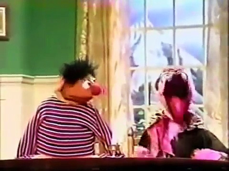 Sesame Street Opposites With Oscar; Zoe Wants a Story Read