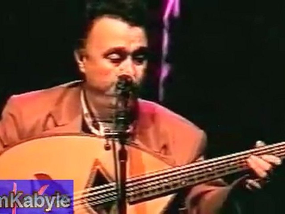 Cherif Hamani (Athalla) Zénith Berbère 2004 avec Arezki Baroudi à la batterie