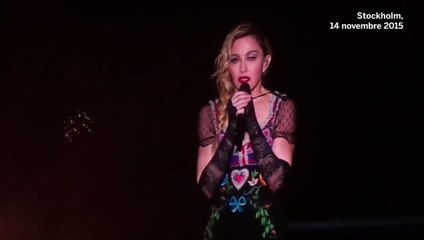 Attaques à Paris : la lourde minute de silence pendant un concert de Madonna