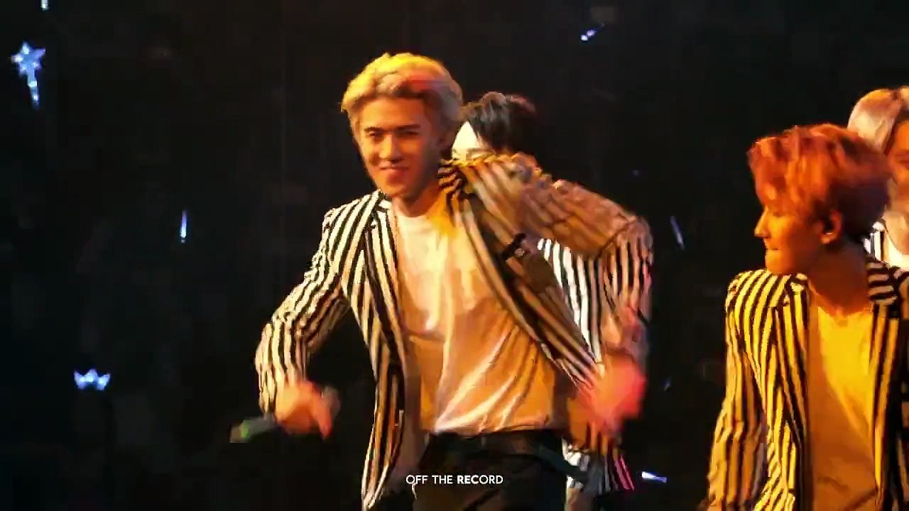 Fancam151017 EXO Growl EXOluXion in Guangzhou