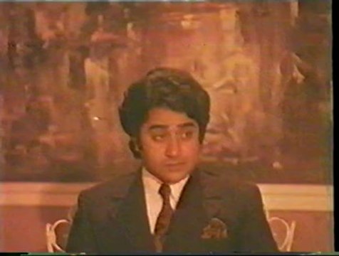 HUM APNAY PYAR KA JAAM KARTAY HAIN AAP KE NAAM - DIL KA SHEHAR - RUNA LAILA ..... Shahid Lovers Circle