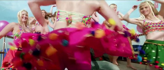 Boat Ma Kukdookoo' Full VIDEO Song - Welcome 2 Karachi