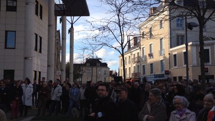Attentat de Paris : un grand rassemblement à Château-Gontier