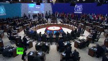 Les membres du G20 observent une minute de silence en hommage aux victimes de l'attentat