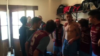 La joie du groupe sénior pour la victoire contre le Crouais.