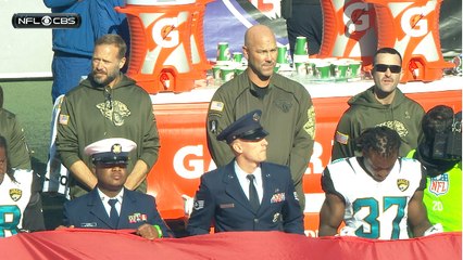 Jaguars-Ravens pay homage to Paris attack victims