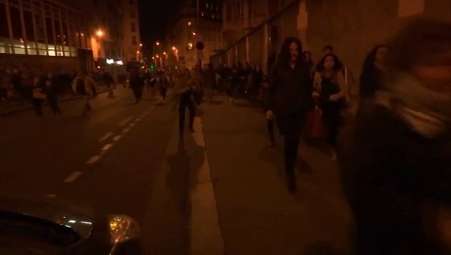 Attentats à Paris: Une fausse alerte crée la panique aux abords de la République