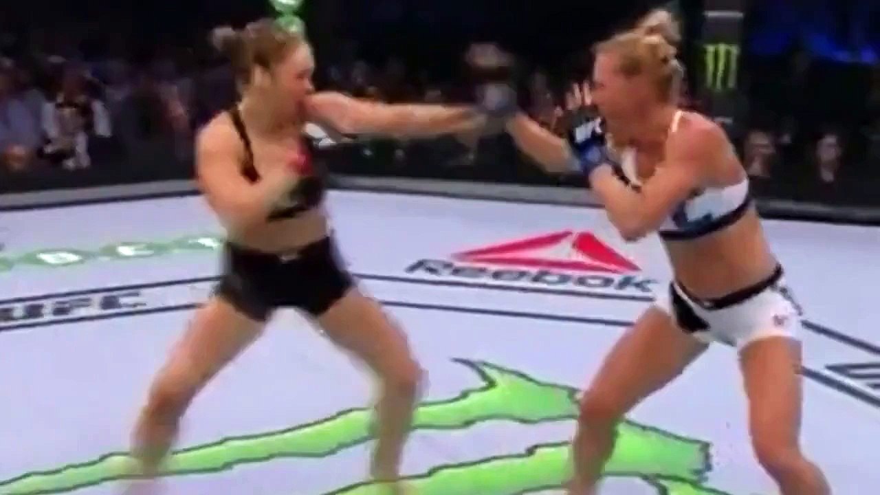 #UFC193 - Holly Holm TKO Knockout vs Ronda Rousey -CRAZY KNOCKOUT!!!!!