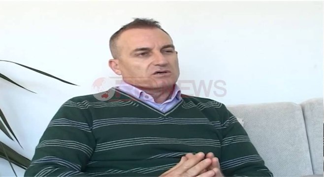 Ankohen tregtarët në Lezhë : Tatimorët si xhandarë ndaj biznesit - Ora News - Lajmi i fundit