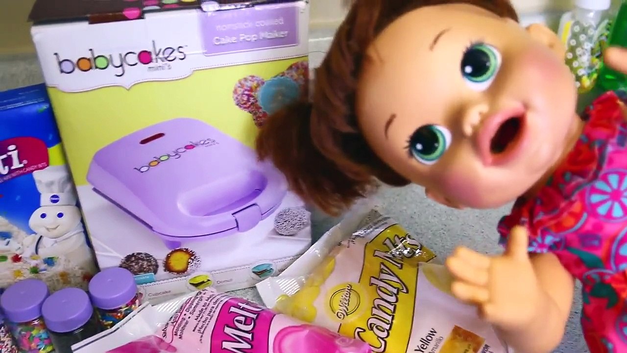 Baby Alive Dolls Makes CAKE POPS With DIY Cake Maker + Chocolate & Sprinkles DisneyCarToys